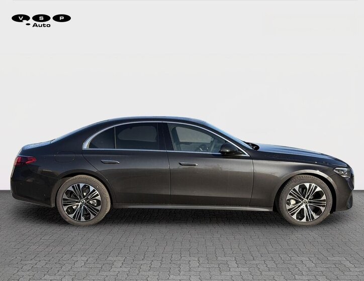 Mercedes-Benz Třídy E Sedan / Limuzína 2,0 l 225 kw