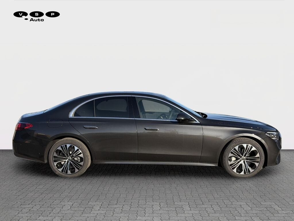 Mercedes-Benz Třídy E Sedan / Limuzína 2,0 l 225 kw
