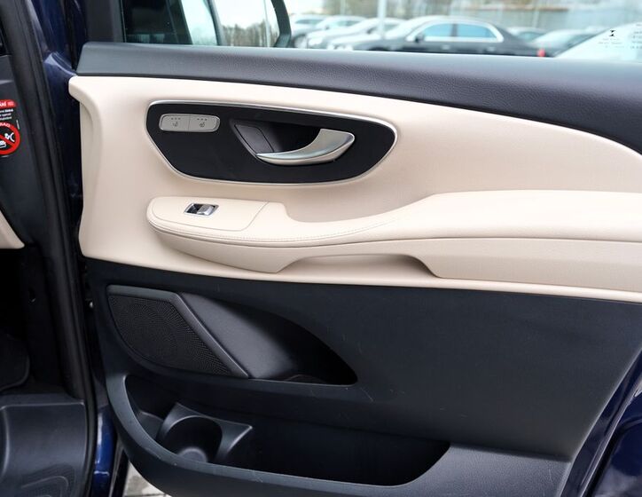 Mercedes-Benz Třídy V 22