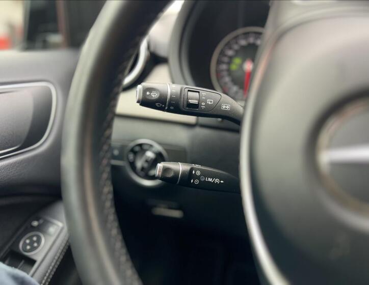 Mercedes-Benz Třídy B 24