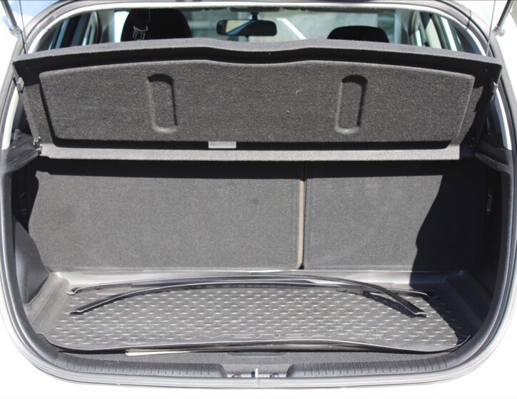 KIA Venga Hatchback 1,4 l 66 kw