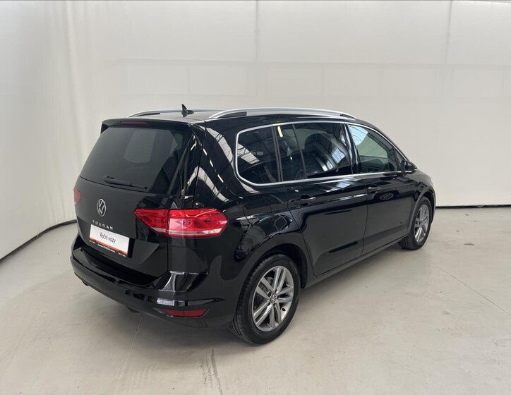 Volkswagen Touran MPV 1,5 l 110 kw