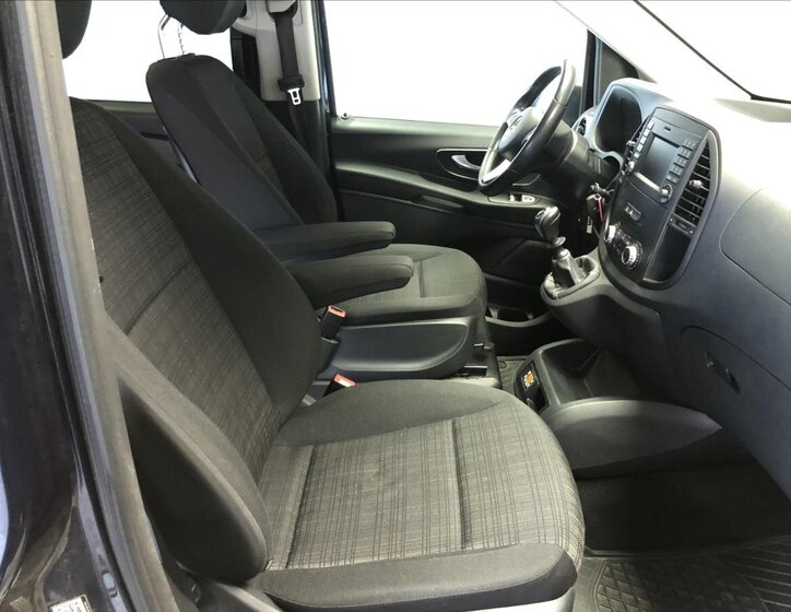 Mercedes-Benz Vito VAN-Minibus 2,1 l 100 kw