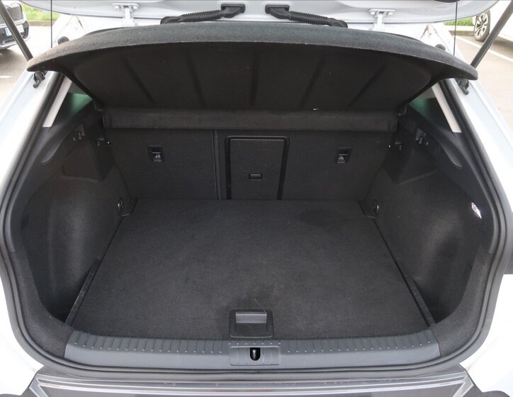 Cupra Formentor SUV / Terénní 2,0 l 140 kw