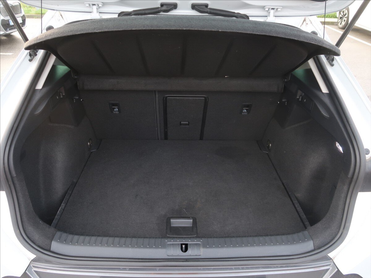 Cupra Formentor SUV / Terénní 2,0 l 140 kw