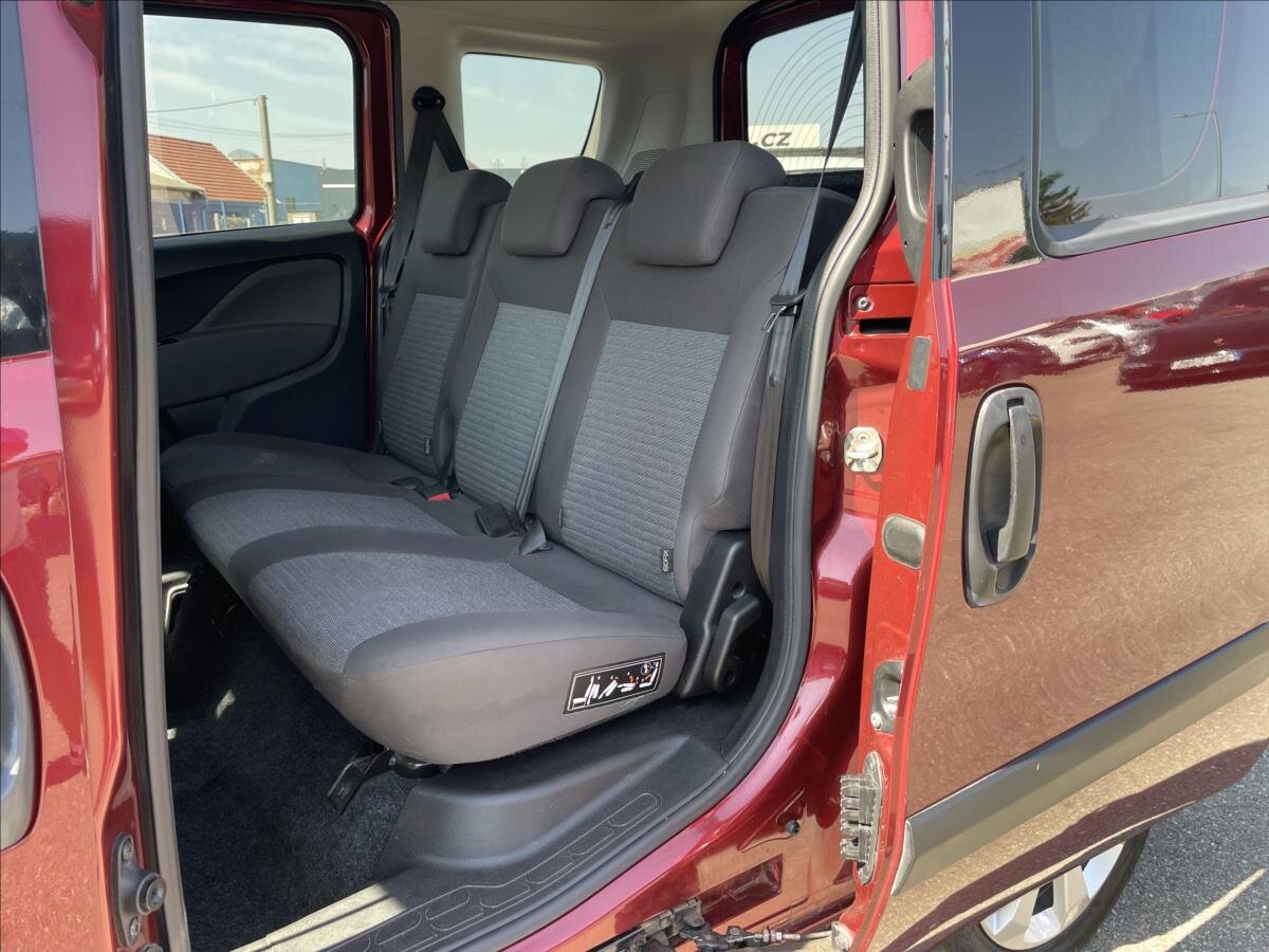 Fiat Dobló MPV 1,6 l 88 kw