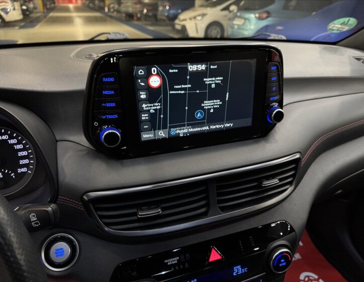 Hyundai Tucson SUV / Terénní 2,0 l 136 kw