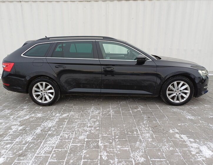 Škoda Superb Kombi 2,0 l 110 kw