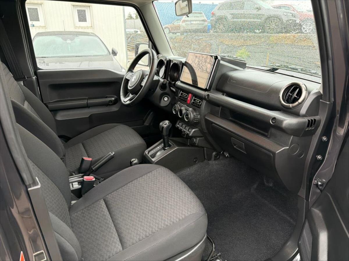 Suzuki Jimny Kombi 1,5 l 75 kw