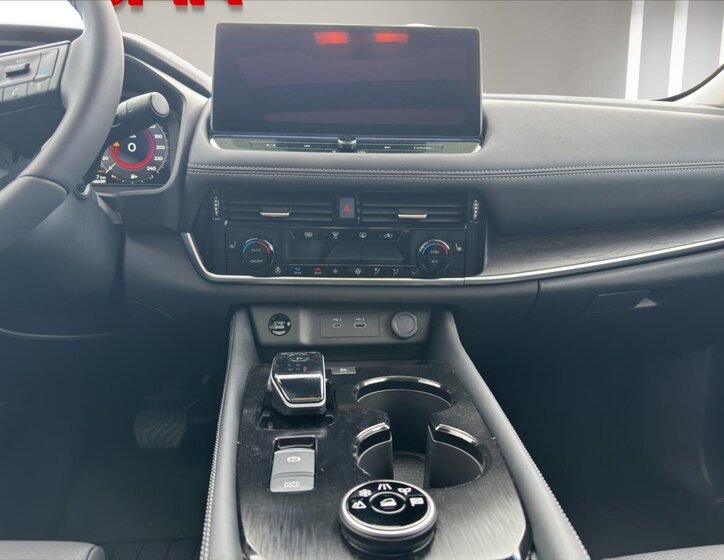 Nissan X-Trail SUV / Terénní 1,5 l 116 kw