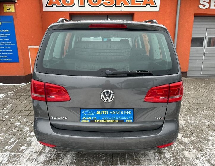 Volkswagen Touran MPV 1,6 l 77 kw