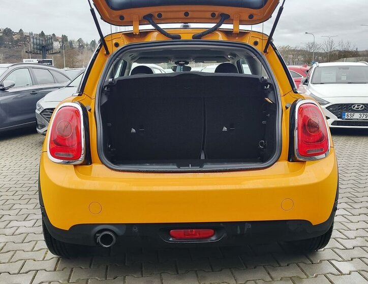 Mini Cooper Hatchback 1,5 l 100 kw