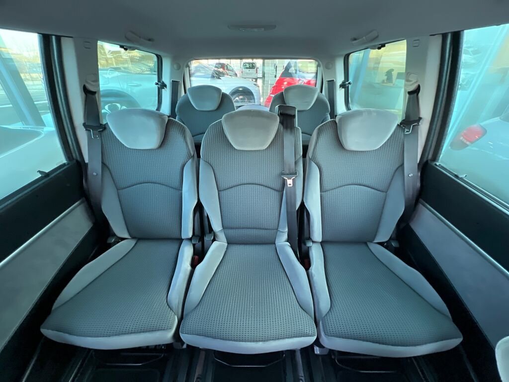 Peugeot 807 MPV 2,0 l 120 kw