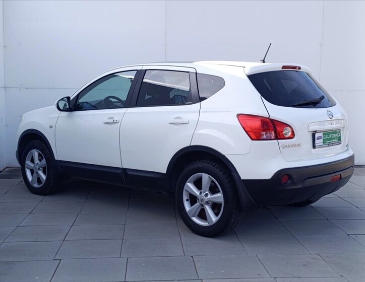 Nissan Qashqai SUV / Terénní 1,5 l 78 kw
