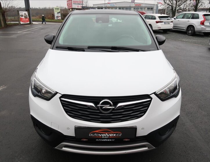 Opel Crossland X 7
