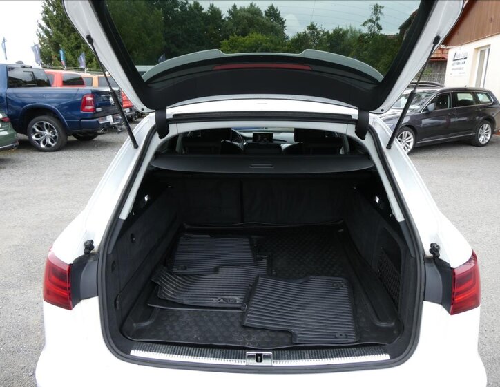 Audi A6 Kombi 2,0 l 140 kw