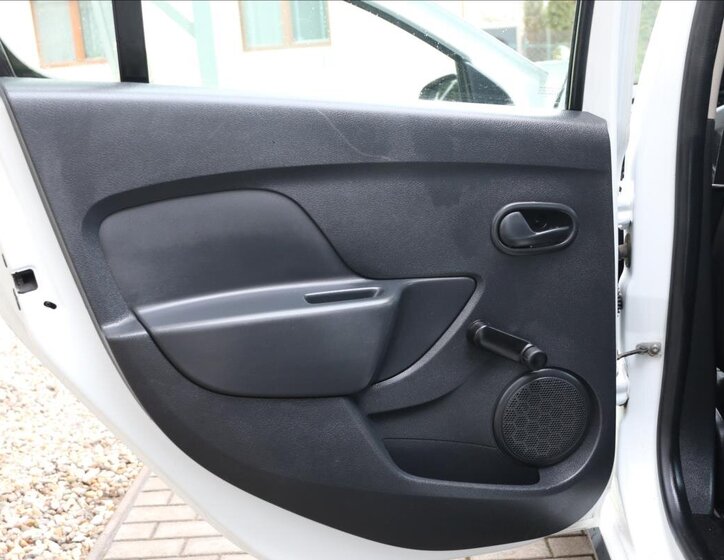 Dacia Sandero Hatchback 898,0 66 kw