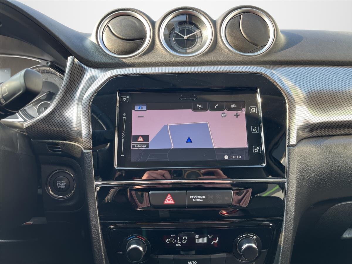 Suzuki Vitara SUV / Terénní 1,4 l 95 kw