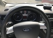 Ford Kuga SUV / Terénní 2,0 l 120 kw