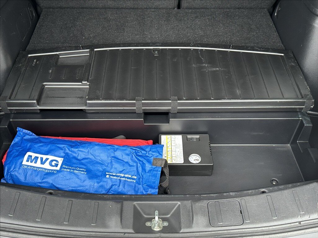 Mitsubishi Outlander SUV 2,0 l 110 kw