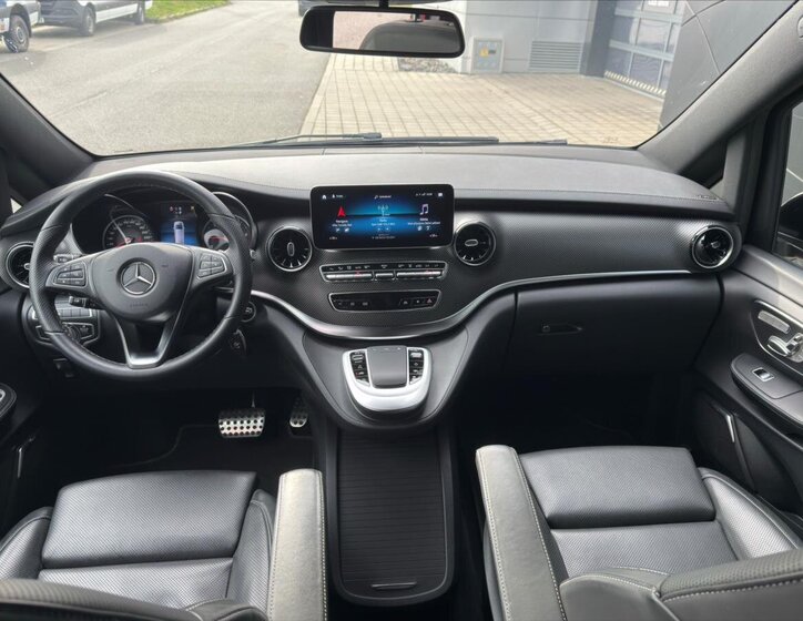 Mercedes-Benz Třídy V MPV 2,0 l 174 kw