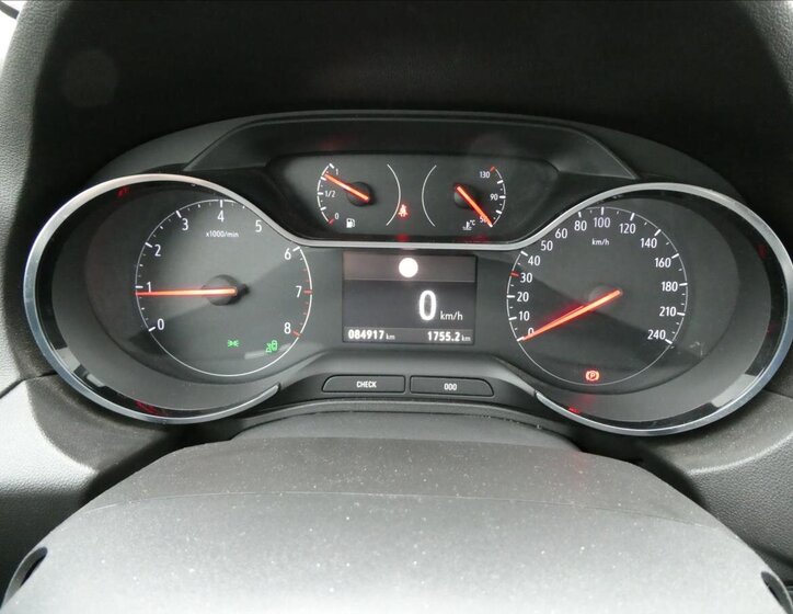 Opel Grandland X SUV / Terénní 1,2 l 96 kw