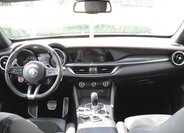 Alfa Romeo Stelvio SUV / Terénní 2,9 l 375 kw