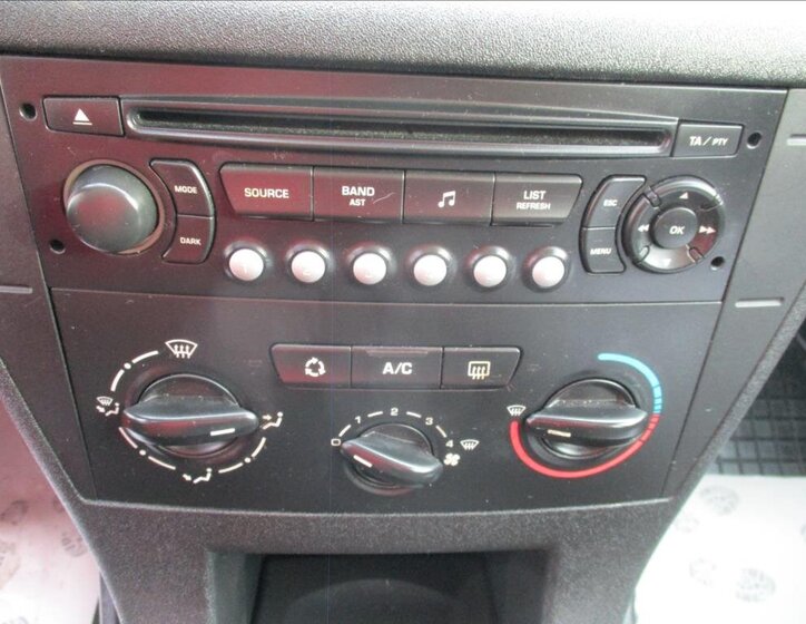 Citroën C4 Hatchback 1,4 l 65 kw