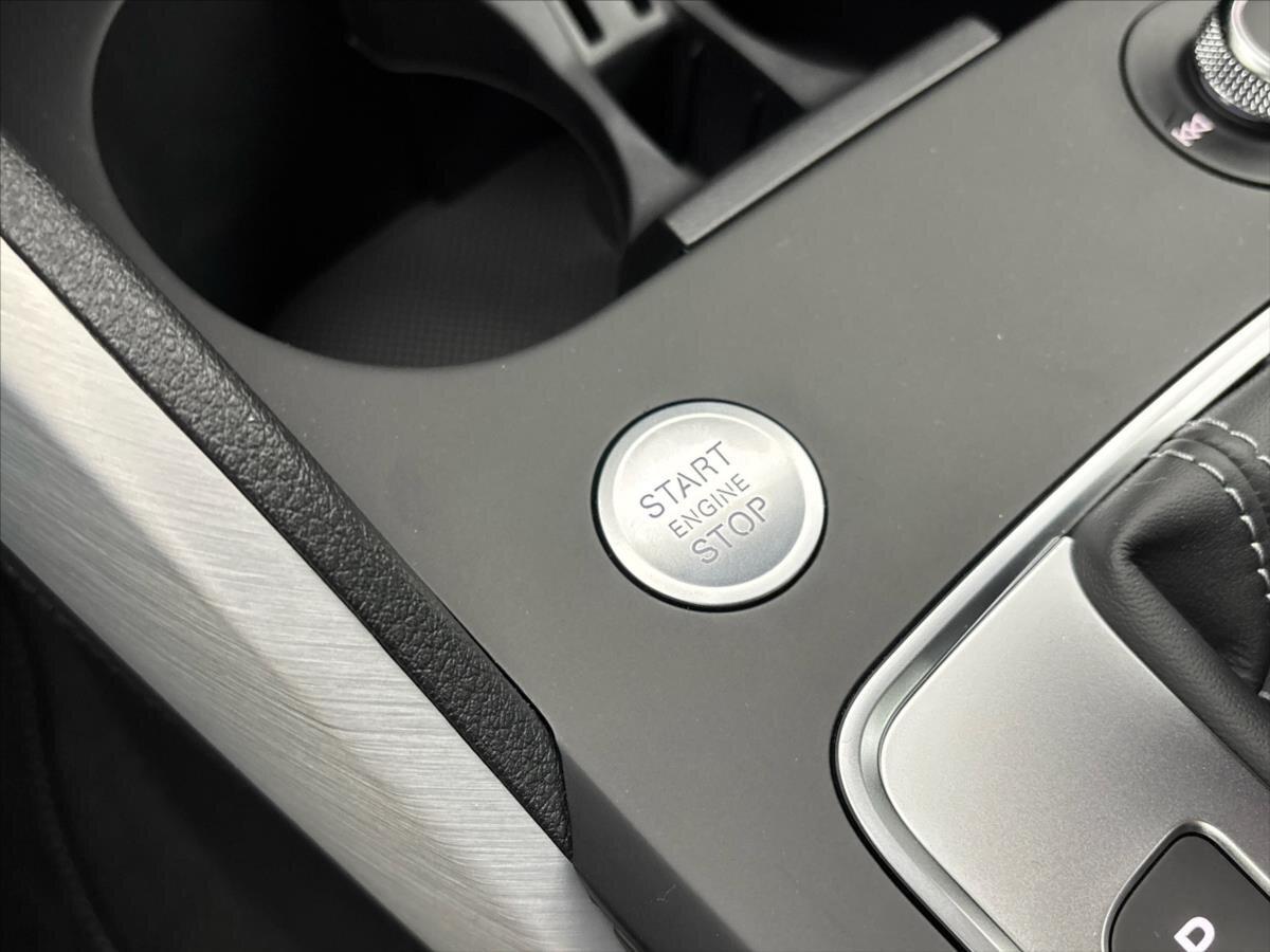 Audi Q2 SUV / Terénní 1,5 l 110 kw