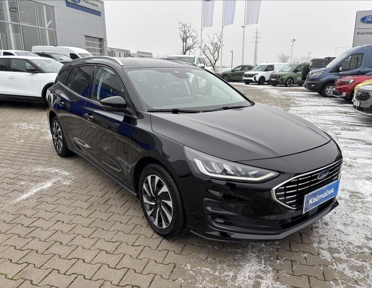 Ford Focus Kombi 999,0 92 kw