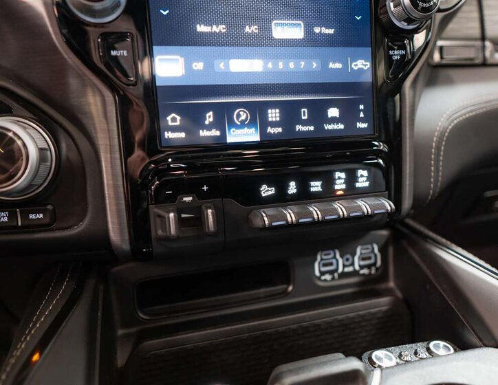 Dodge RAM Pick-up 6,4 l 306 kw