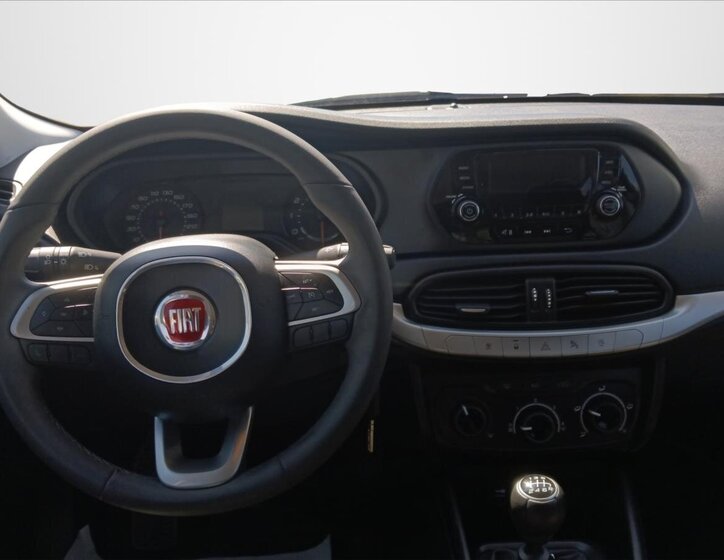 Fiat Tipo Hatchback 1,4 l 70 kw