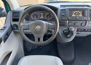 Volkswagen Transporter 9