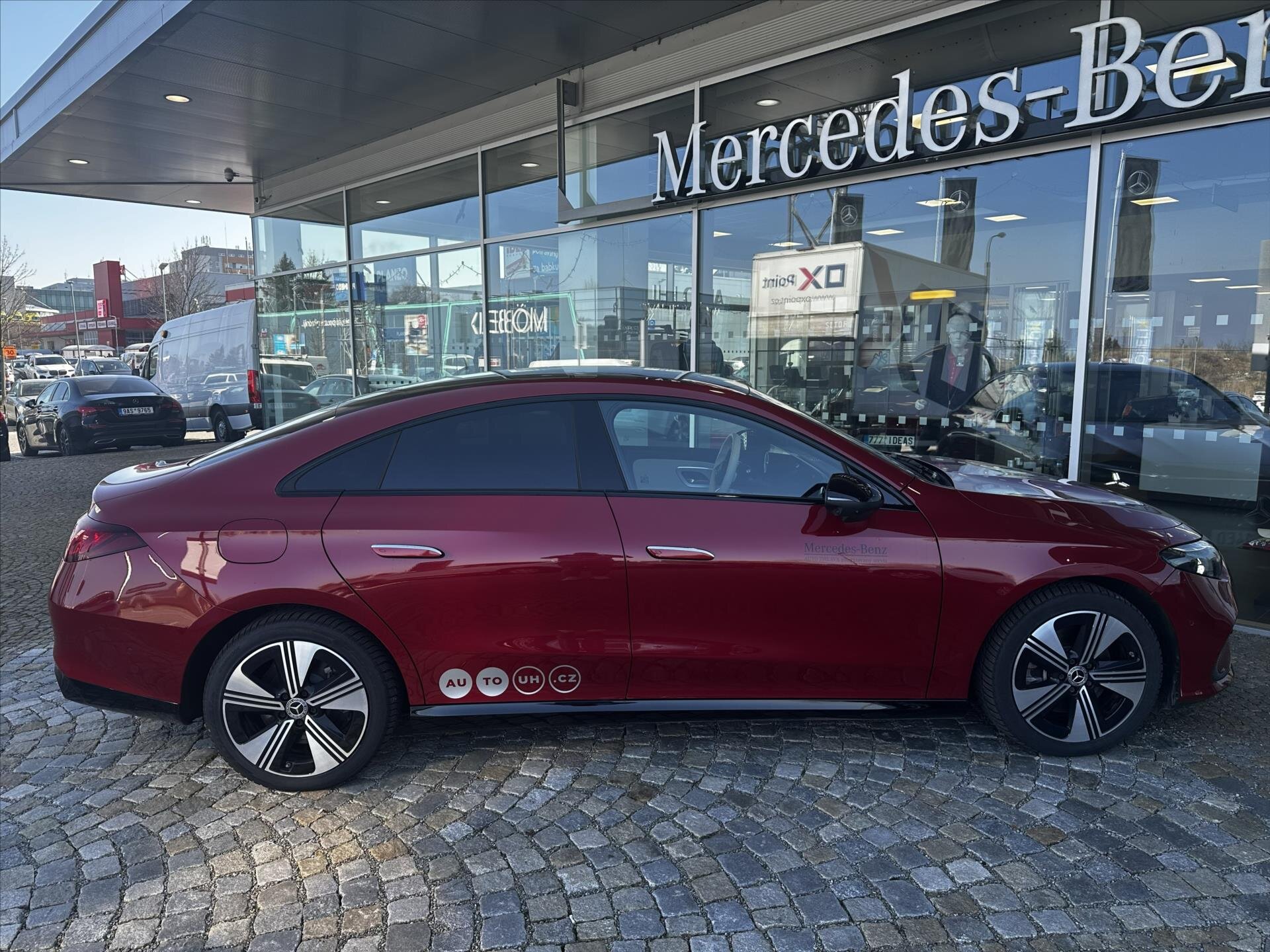 Mercedes-Benz CLA Sedan / Limuzína 0,0 200 kw