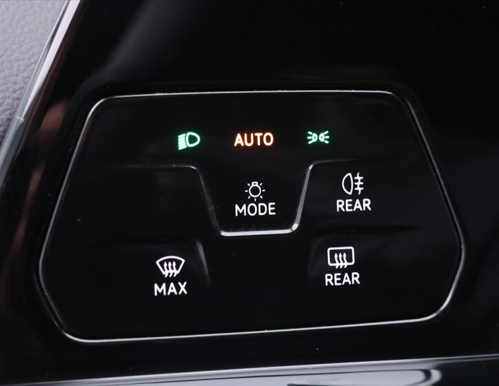 Volkswagen Golf Kombi 1,5 l 110 kw