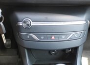 Peugeot 308 Hatchback 1,5 l 75 kw