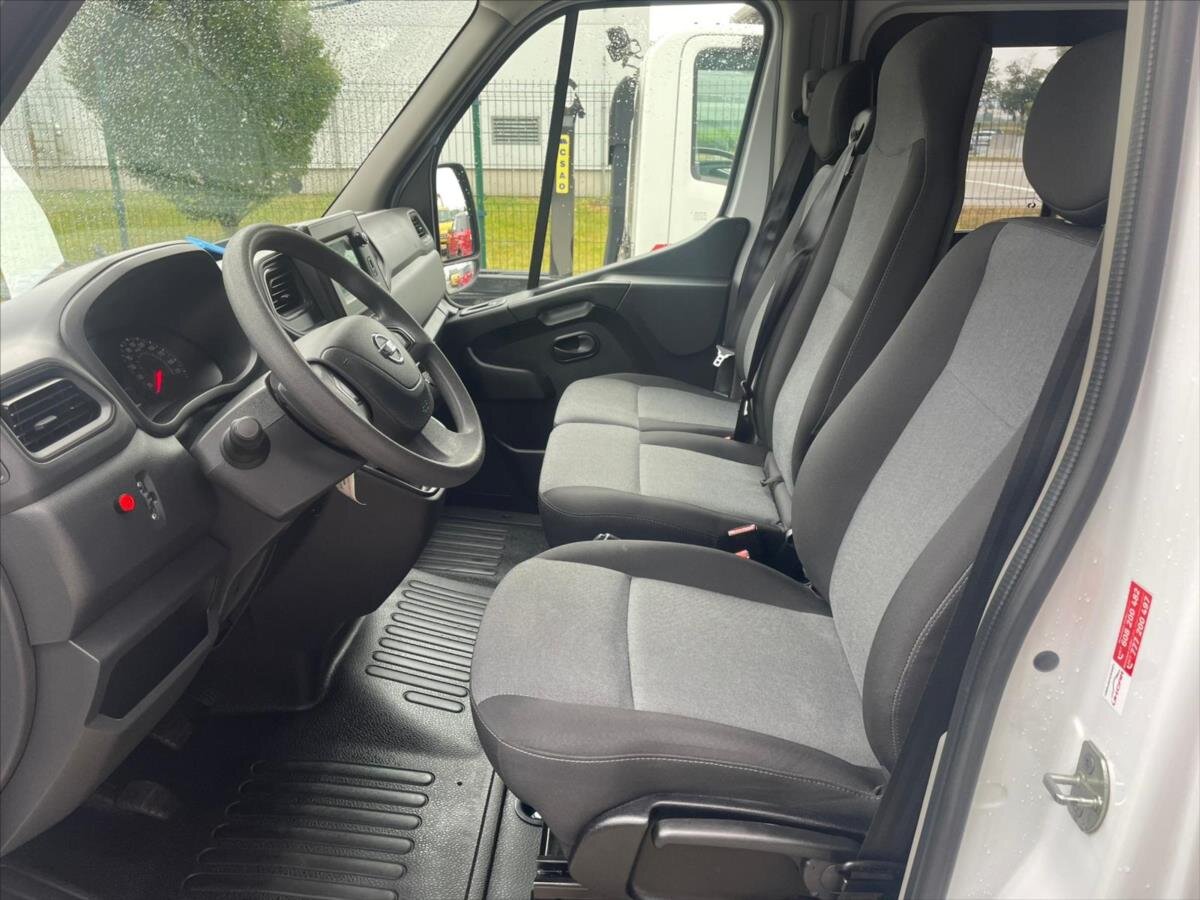 Nissan Interstar Skříň 2,3 l 100 kw