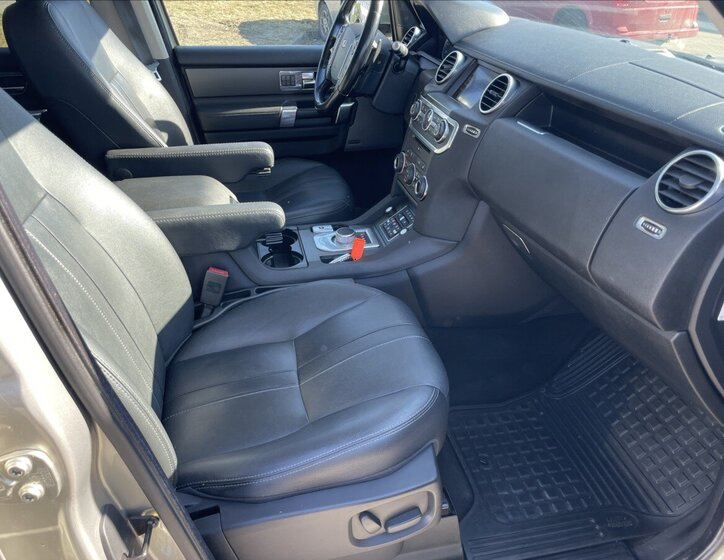 Land Rover Discovery SUV / Terénní 3,0 l 188 kw