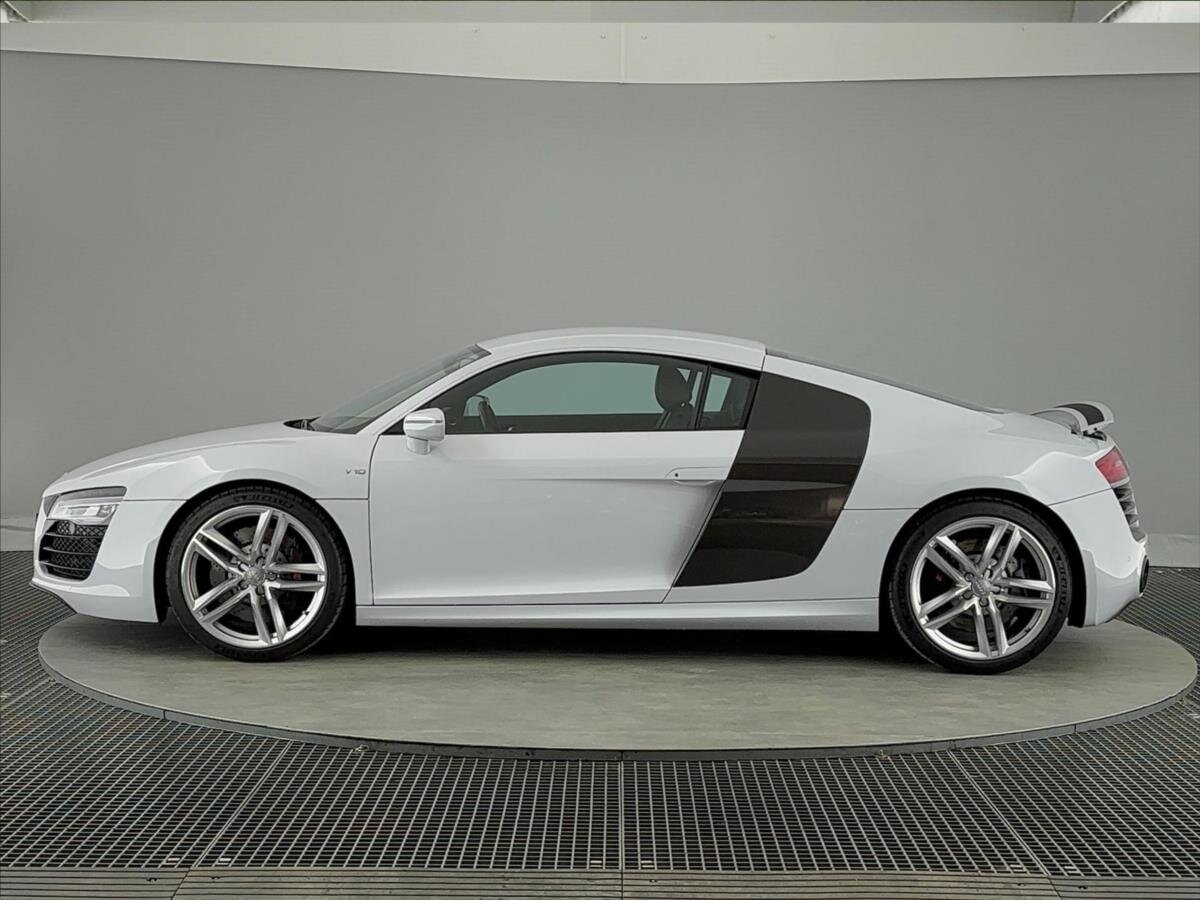 Audi R8 Kupé 5,2 l 386 kw