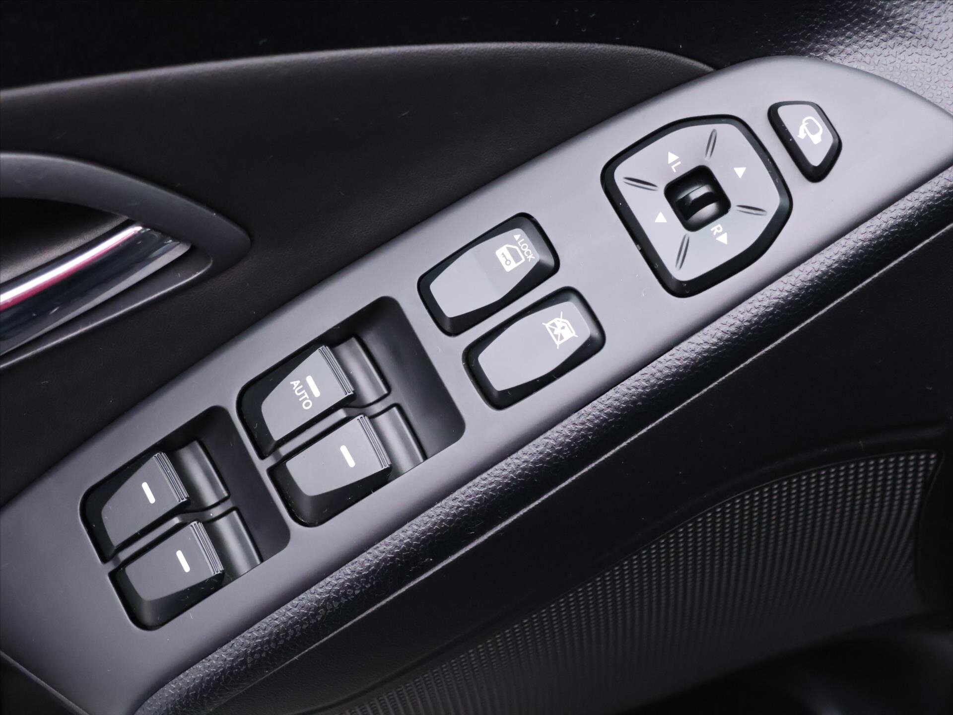 Hyundai ix35 SUV 2,0 l 120 kw