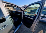 Peugeot Traveller 18