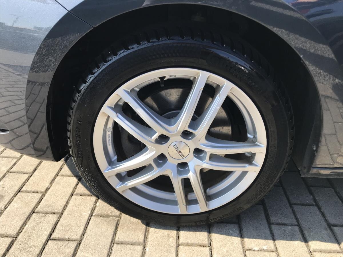 Seat Leon Kombi 2,0 l 110 kw