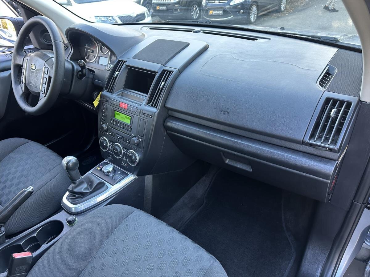 Land Rover Freelander SUV 2,2 l 112 kw