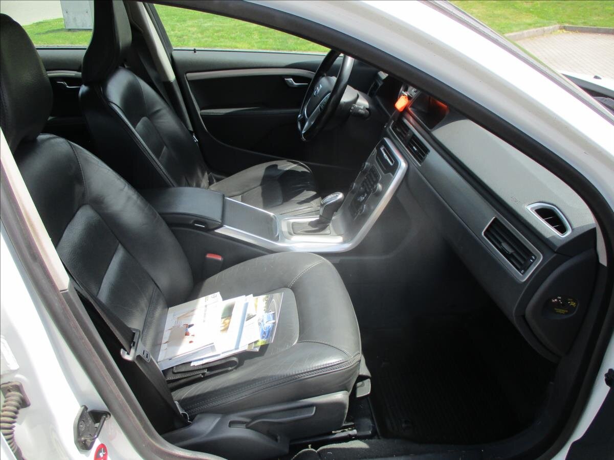 Volvo XC70 Kombi 2,4 l 120 kw