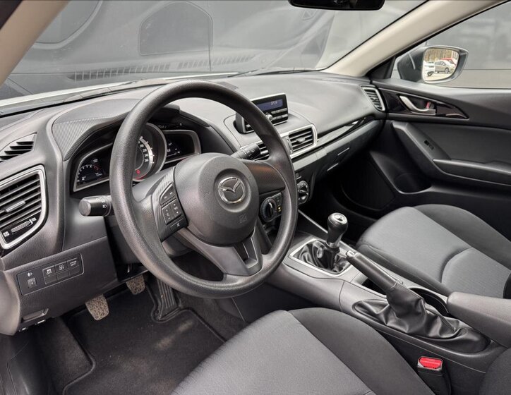 Mazda 3 Hatchback 1,5 l 74 kw