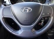 Hyundai i20 36