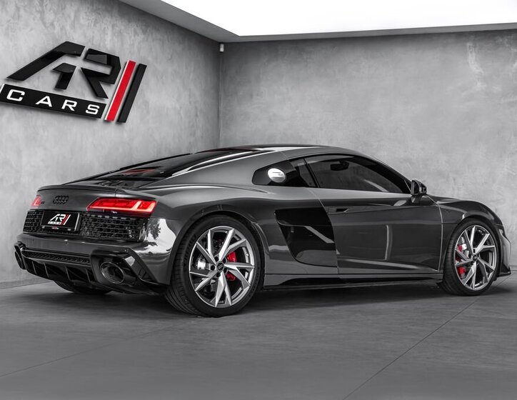 Audi R8 Kupé 5,2 l 419 kw