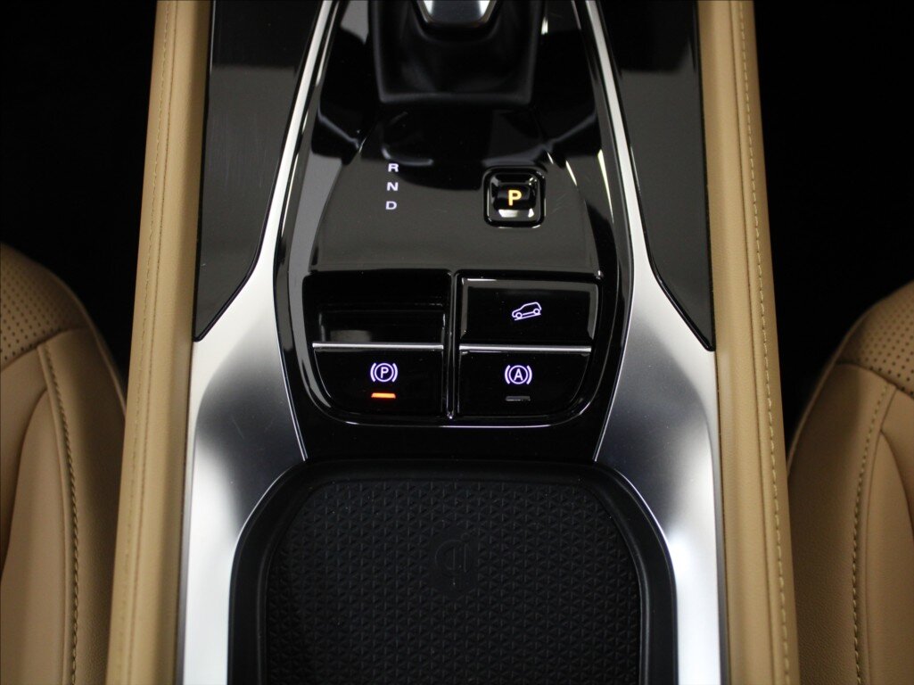 MG HS SUV 1,5 l 200 kw