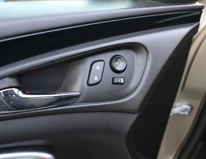Opel Insignia Kombi 2,0 l 143 kw