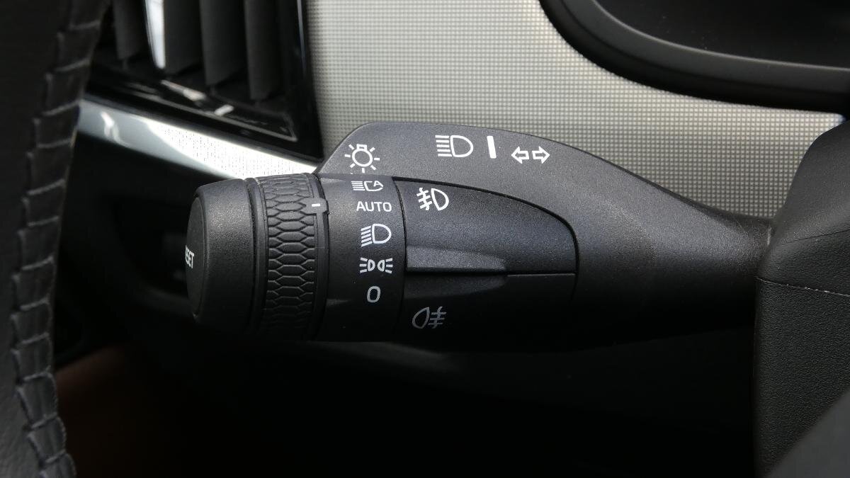 Volvo S90 Sedan / Limuzína 2,0 l 173 kw